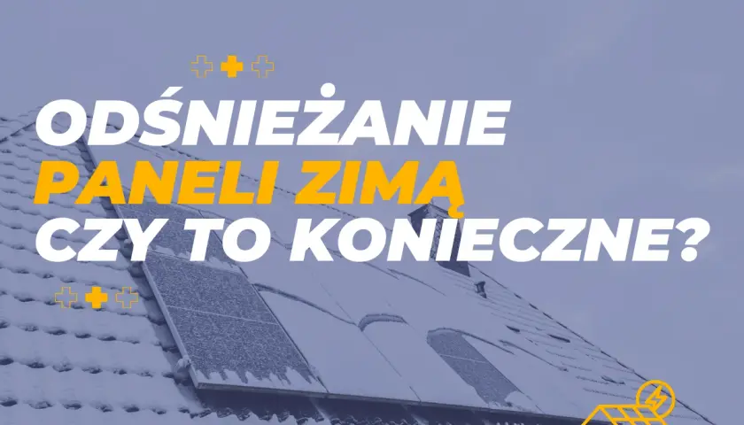 Odśnieżanie paneli fotowoltaicznych zimą – czy to konieczne? Pokryte śniegiem panele na dachu.