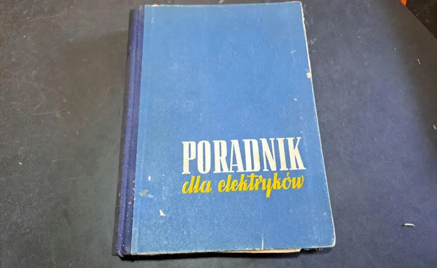 Jakie książki o elektryce wybrać? Od hobbysty po pro