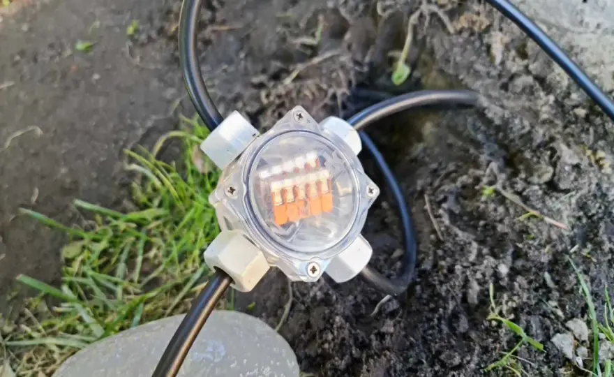 Puszka elektryczna do ziemi - wybierz dobrze i uniknij awarii!