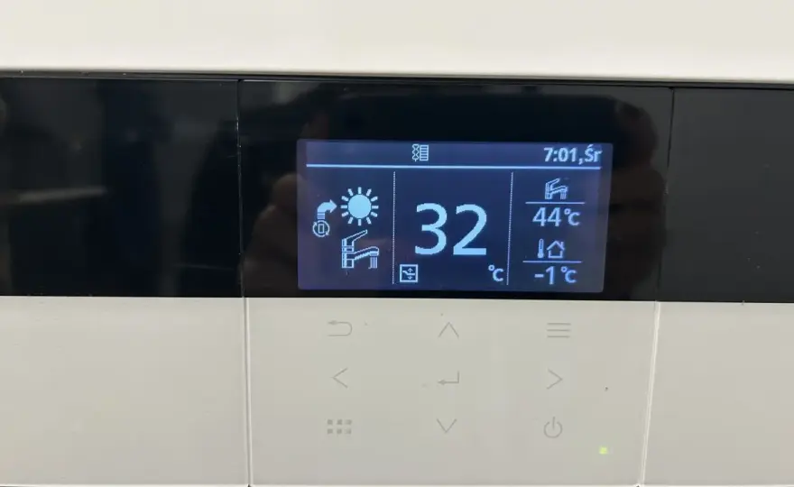 Temperatura wody w podłogówce z pompą ciepła - Jak ustawić?